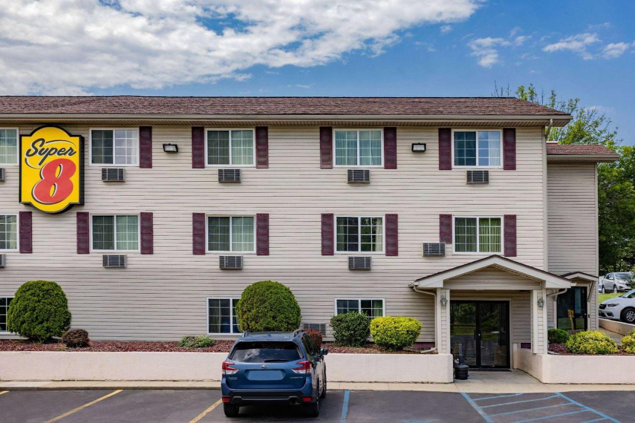 Super 8 By Wyndham Johnstown/Gloversville Exterior foto